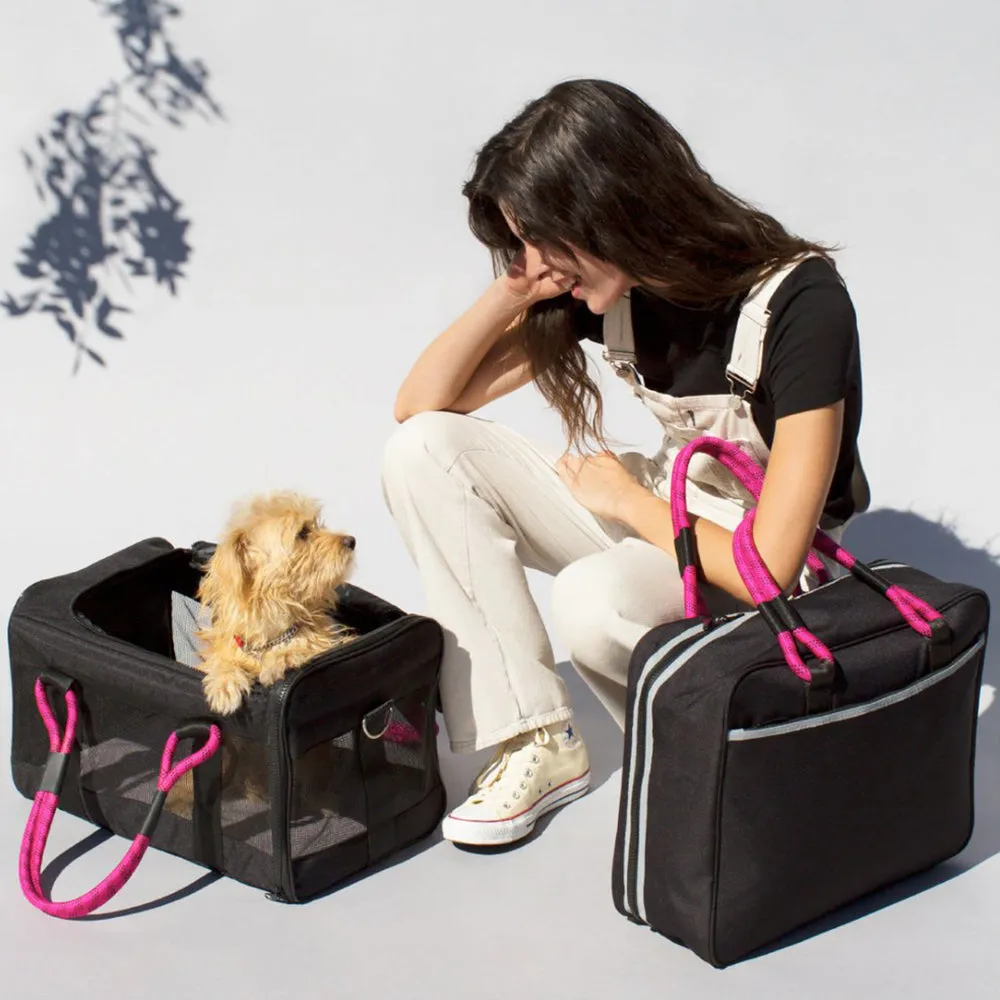 Roverlund Pet Carrier: Black/Magenta